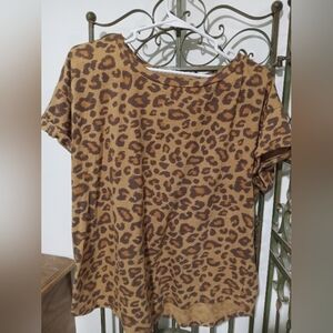 24-7 Leopard Print Tee